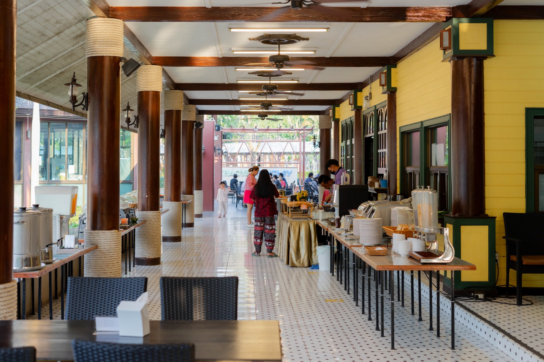 Breakfast Buffet Room