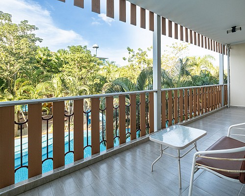 Family Suite - Pool View